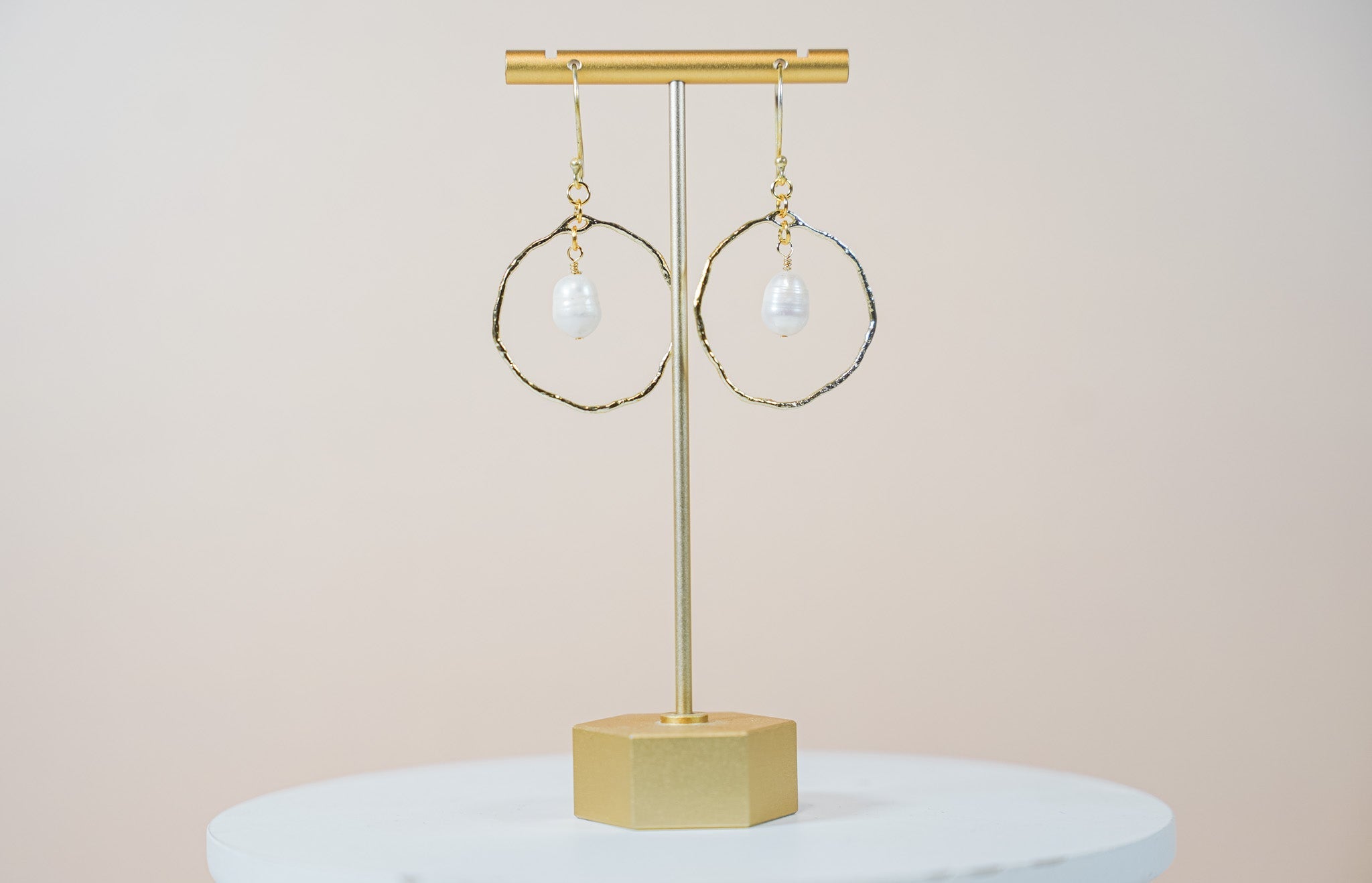 Shewanti Pearl Earrings