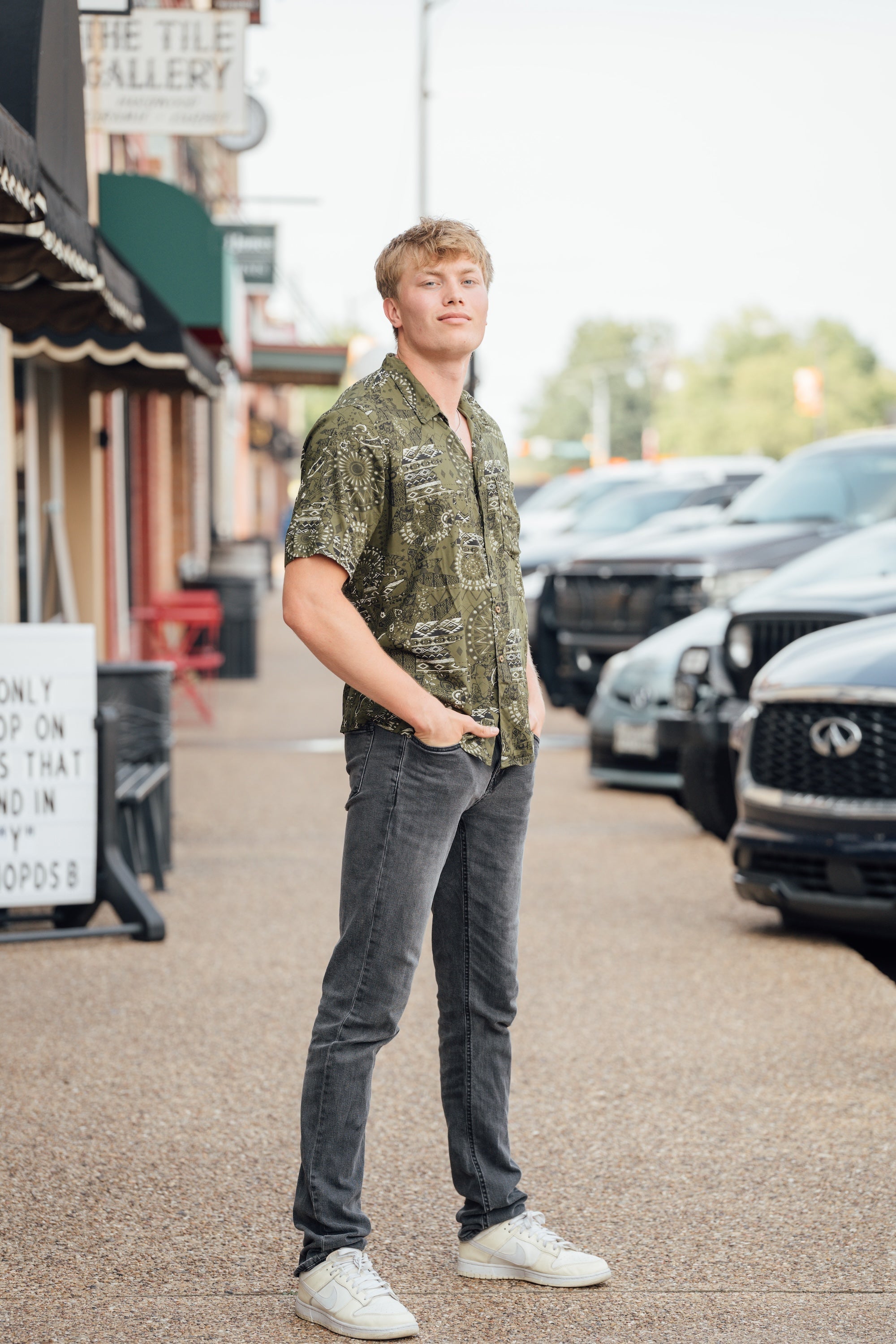 Men's Collared Shirt